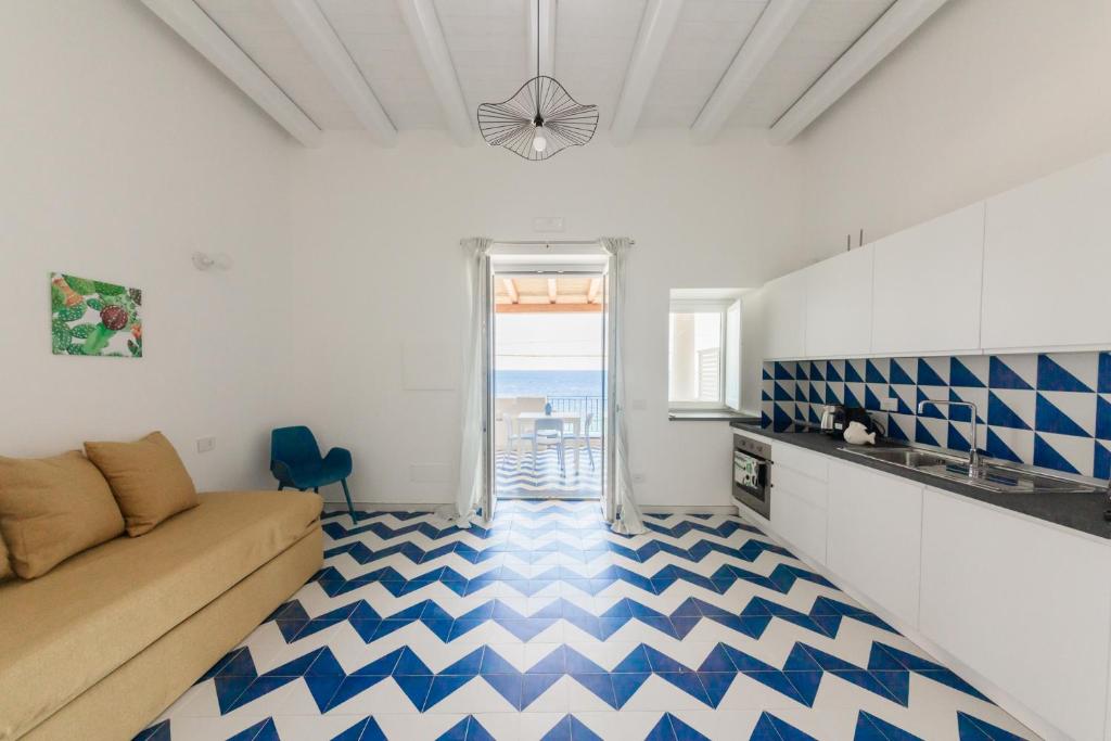 Kuchyň nebo kuchyňský kout v ubytování Archi Suite Canneto