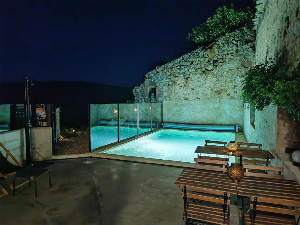 DUO SOMNIA, suites con jacuzzi y chimenea, only adults - 16