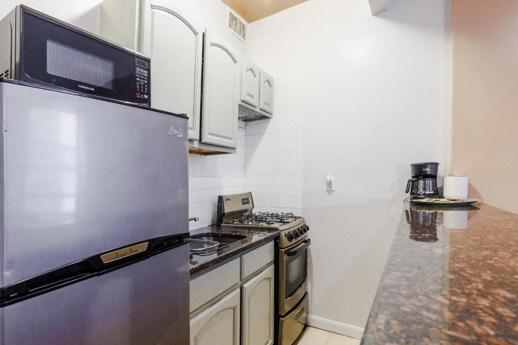 Park Side Living، راحت باشید! - Park Side Living, Get Cozy!، Park Side Living، راحت باشید!