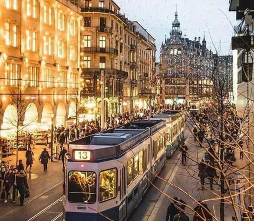 KAYA Apartments M07 - Deluxe Studio Apt in Old Town Zurich - Resim 13