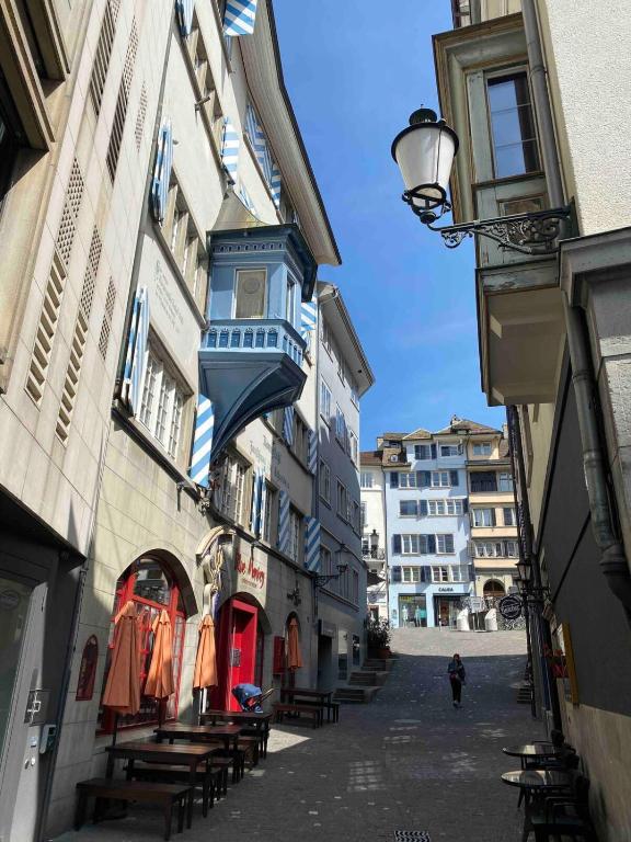 KAYA Apartments M07 - Deluxe Studio Apt in Old Town Zurich - Resim 21