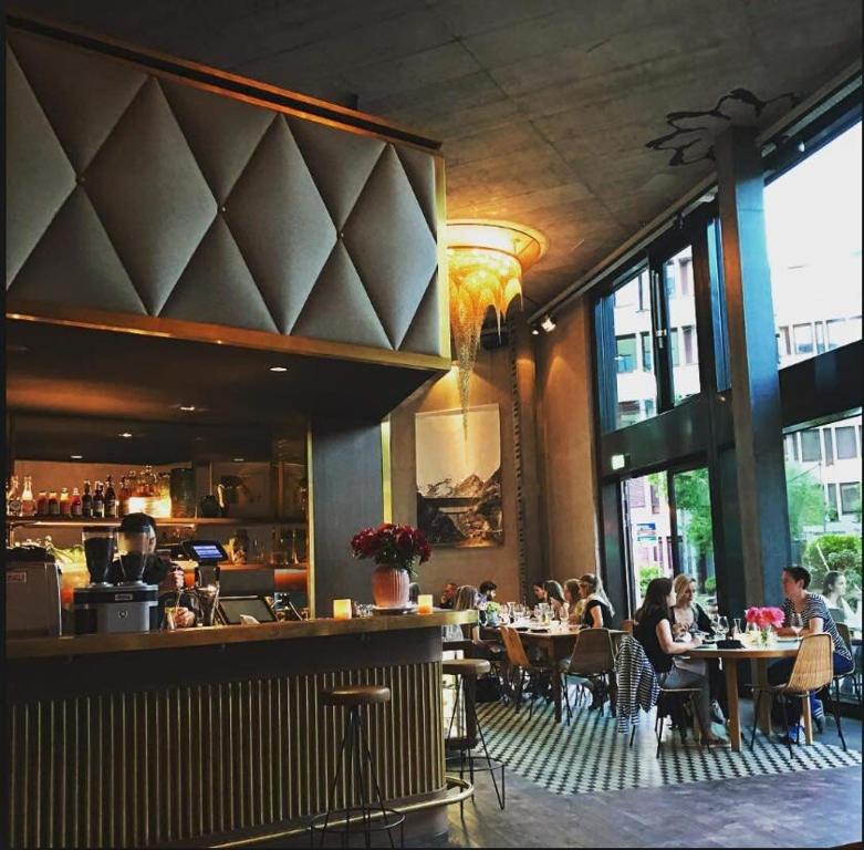 KAYA Zurich Apartment SAPPHIRE - Downtown 2BR Deluxe Apt - Resim 34