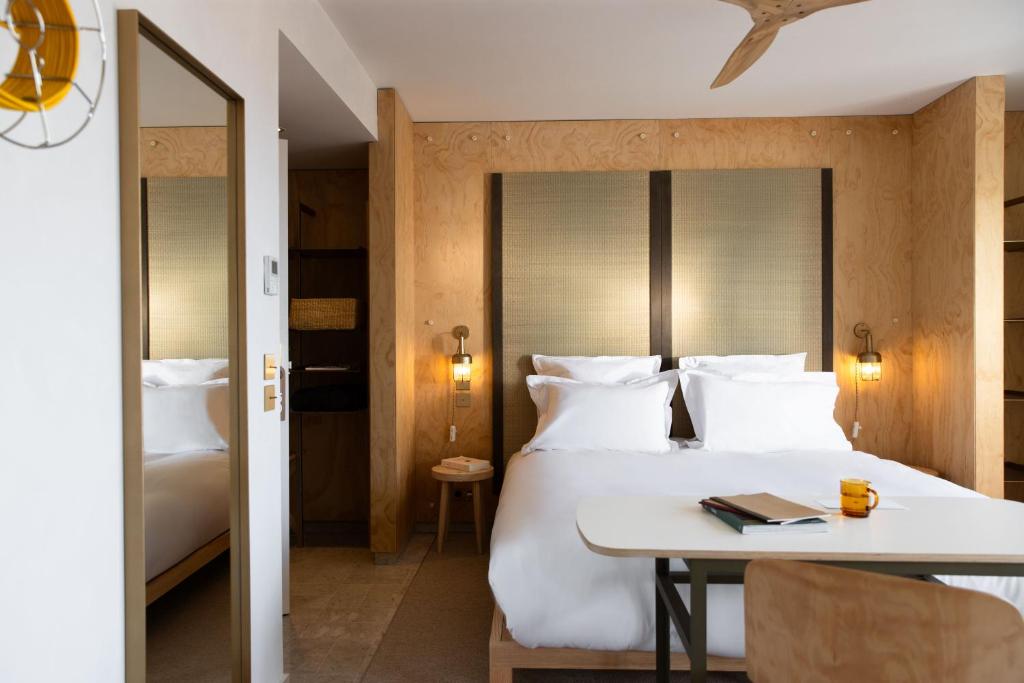 
Suite with Garden or Loggia
