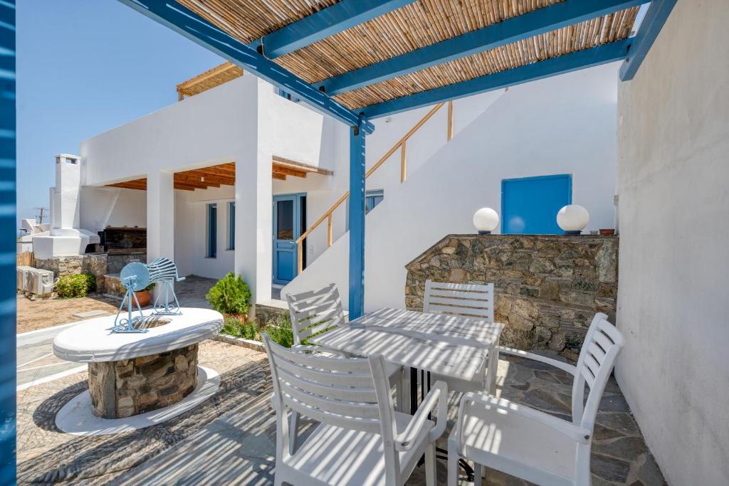 Patio nebo venkovní prostory v ubytování Ramos Wellside Apartments