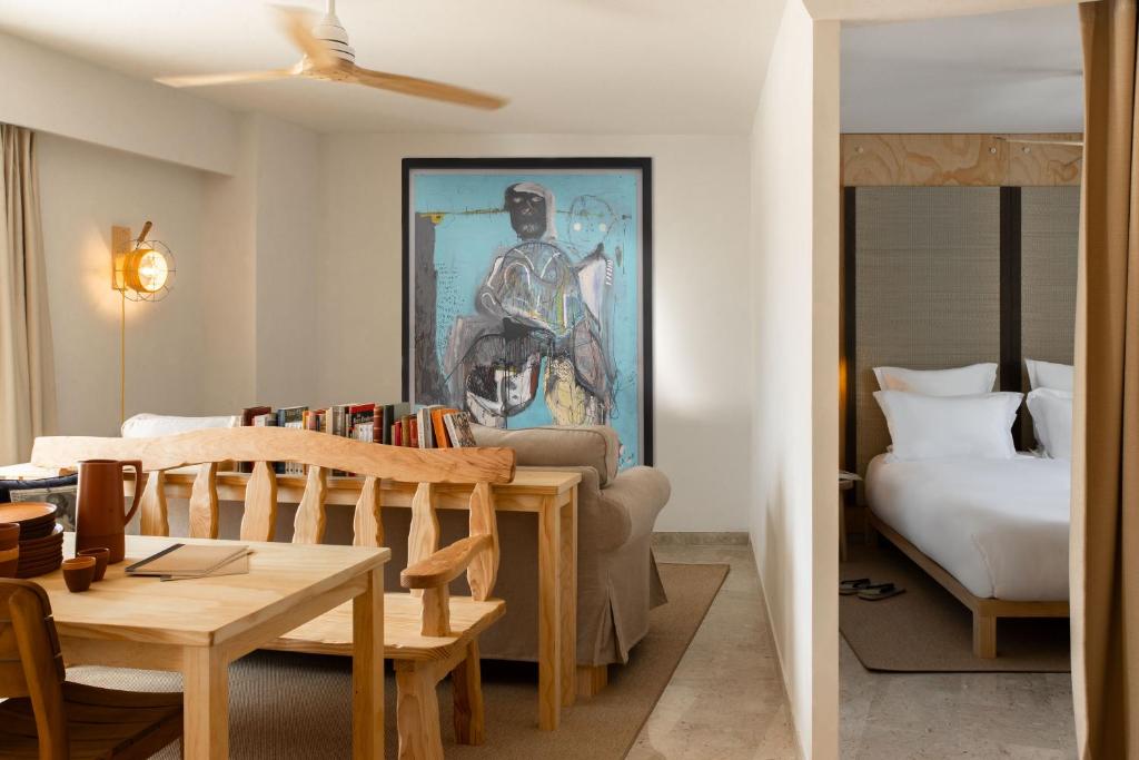 MOB HOTEL Cannes - Resim 29