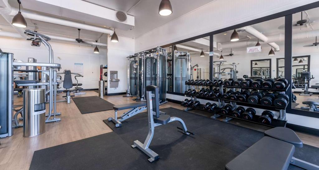 Fitness centrum a/nebo fitness zařízení v ubytování Prestige Rocky Mountain Resort Cranbrook, WorldHotels Crafted