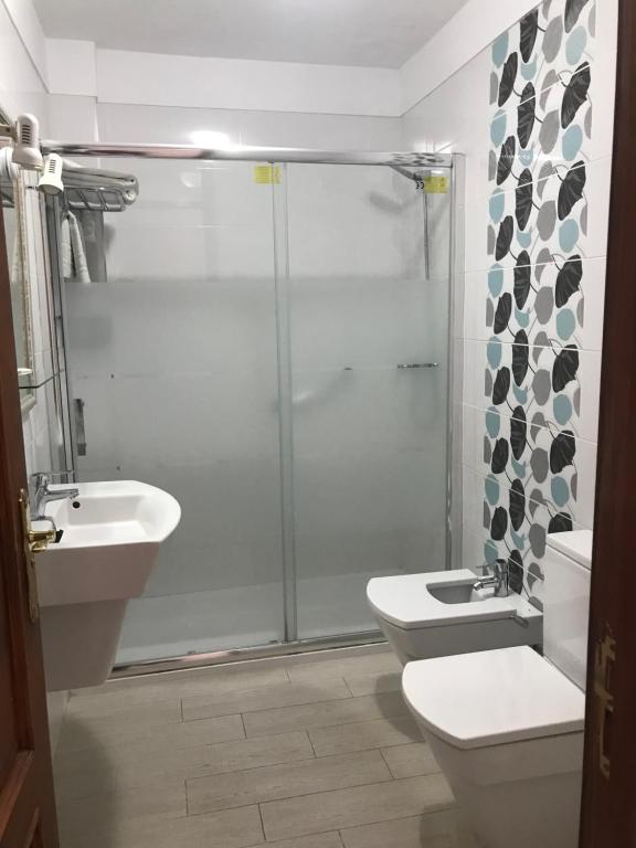 Koupelna v ubytování Apartamentos Quintero – Adults Only
