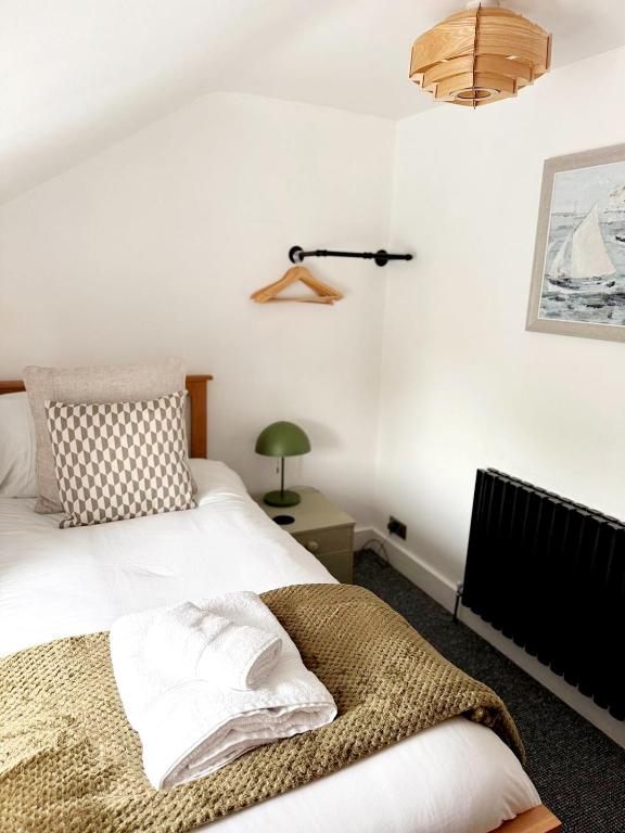 13 WinterSlow Cottage photo