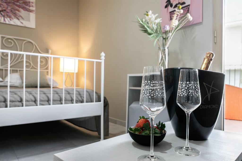 Postel nebo postele na pokoji v ubytování Hotel Noah