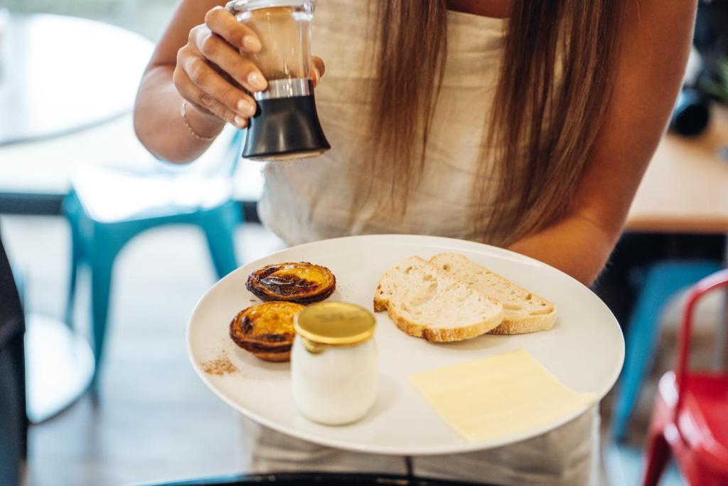 Stay Hotel Porto Centro Trindade - Resim 36