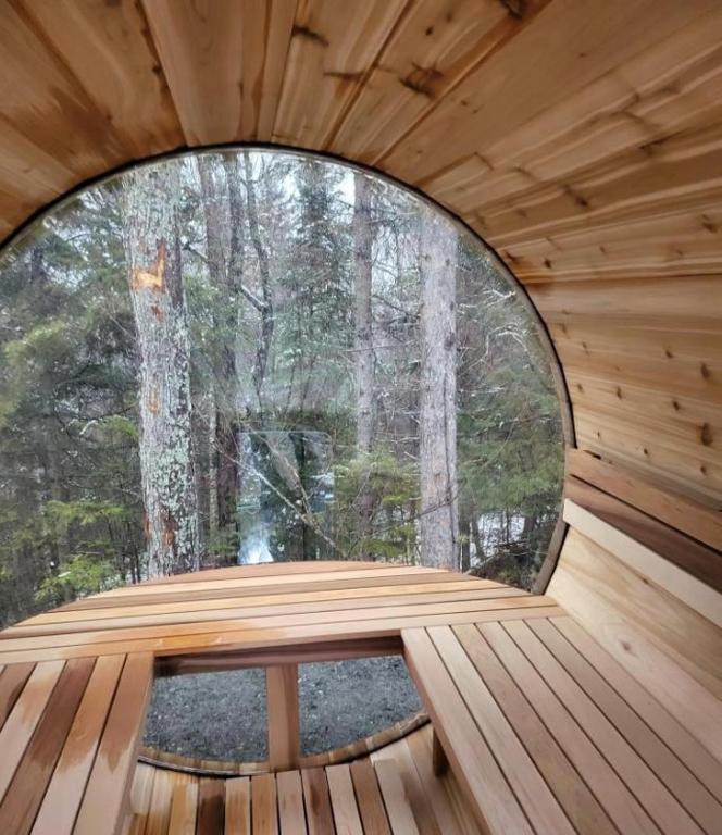 Foto sihtkohas La Conception asuva majutusasutuse Chalet Xo Tremblant - 5brs, Private Baths, Spa, Sauna & Rooftop galeriist