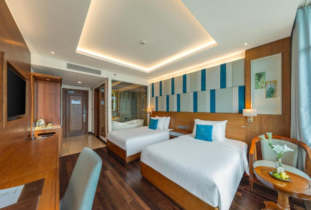 Phòng Deluxe 2 Giường Đơn Với Ban Công Và Tầm Nhìn Ra Đại Dương