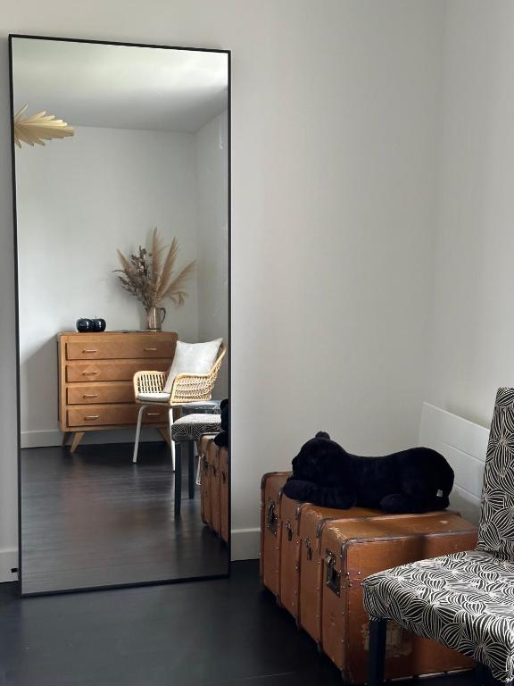 Les Persiennes - Double Room With Private Bathroom