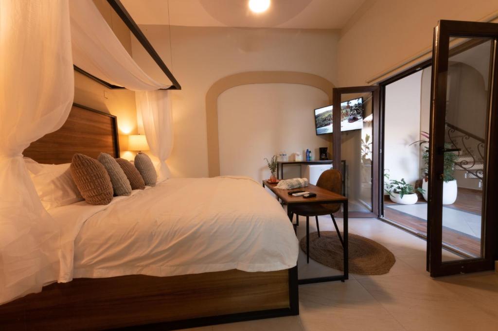 Casa Victoria Malecón - Adults Only - Deluxe Room
