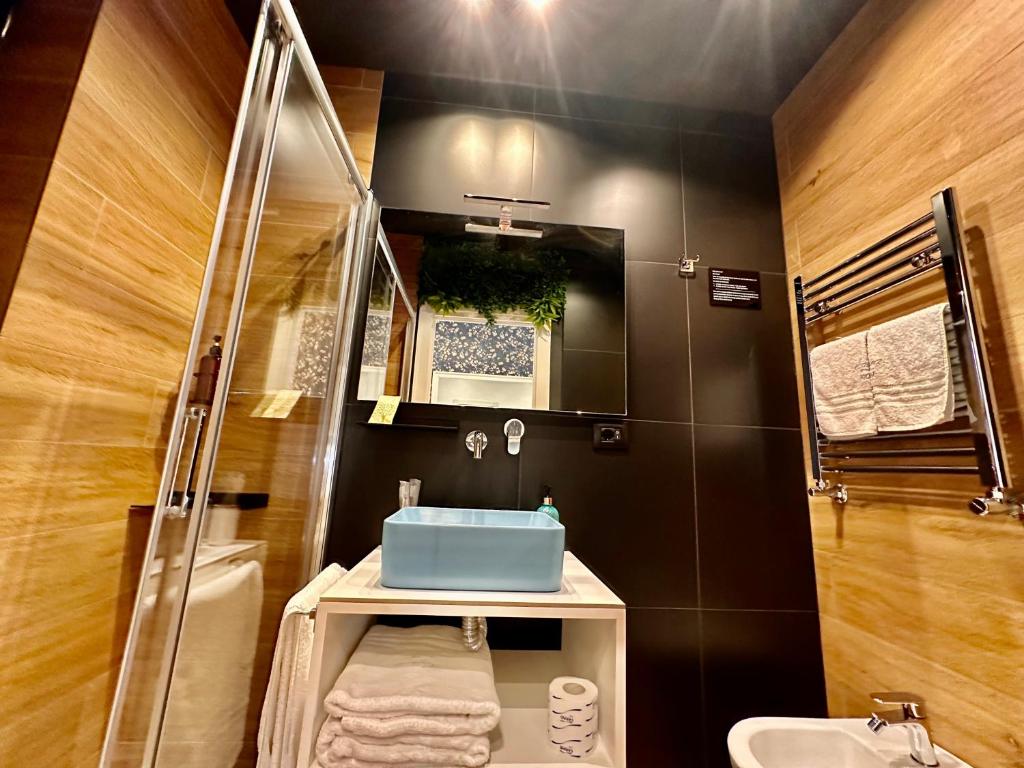 Elegance Rooms Spaccanapoli - 13