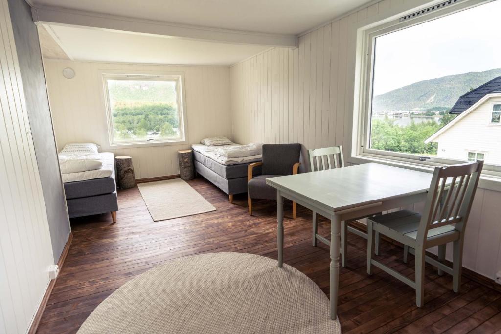 Postel nebo postele na pokoji v ubytování Villa Vertical - Room Skorgedalen