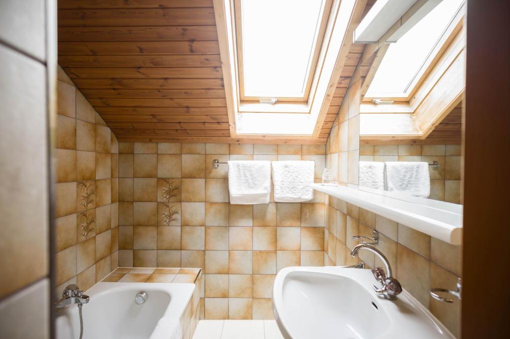 Koupelna v ubytování Waldpension Putz