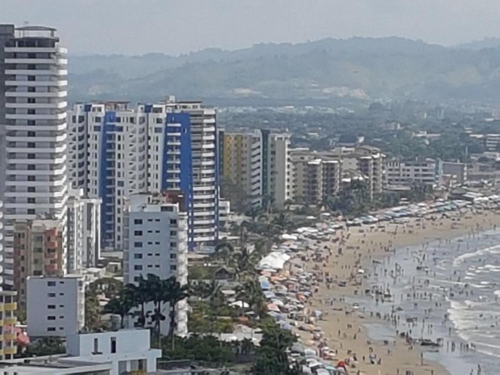 Gambar di galeri bagi Amplio- Espectacular 140m2 Grand Diamond Tonsupa di Tonsupa