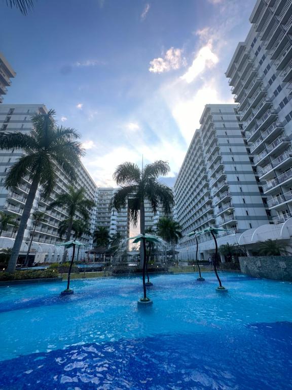 Bazén v ubytování Shell Residences Staycation nebo v jeho okolí
