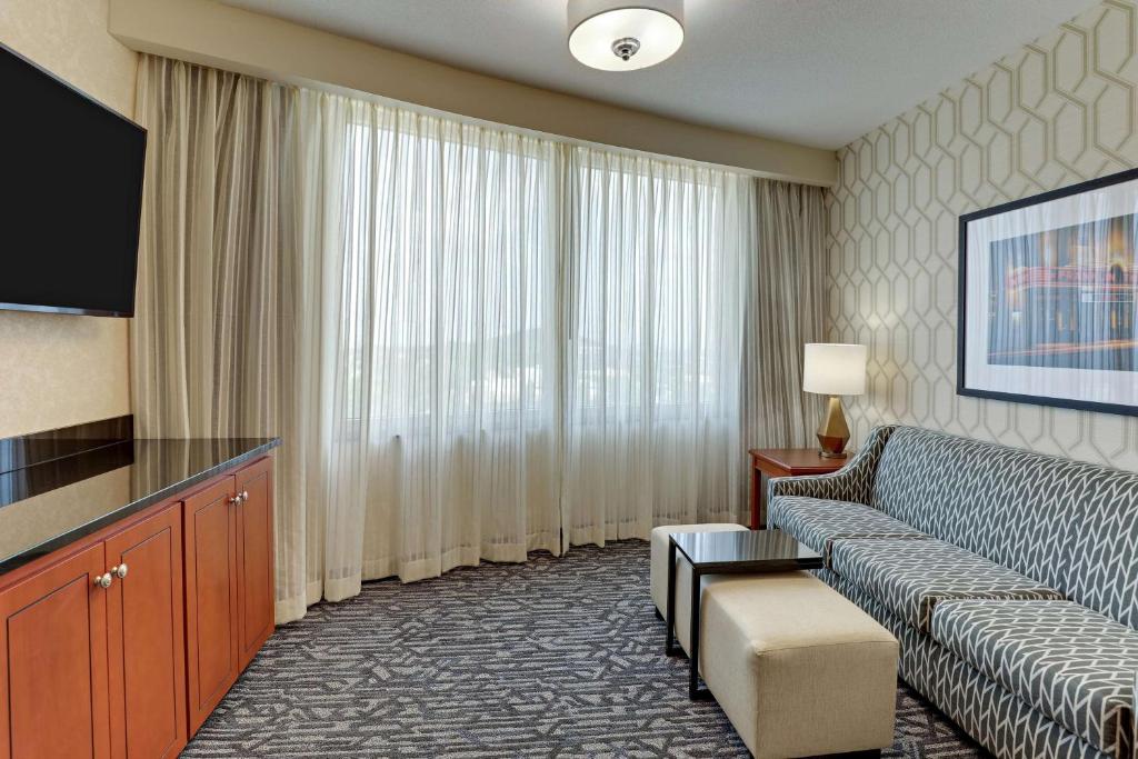 Drury Plaza Hotel Nashville Franklin - 