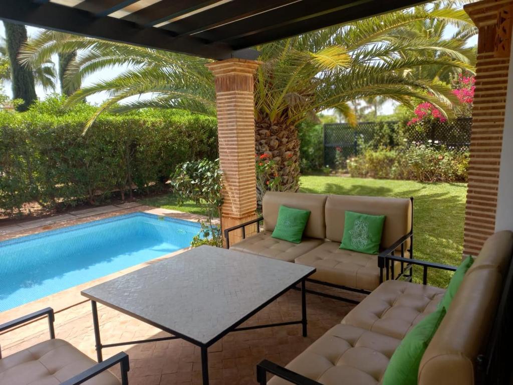 Bazén v ubytování Luxueuse villa Proche Agadir et Taroudant pour 6 pers Piscine Privée sans vis à vis nebo v jeho okolí