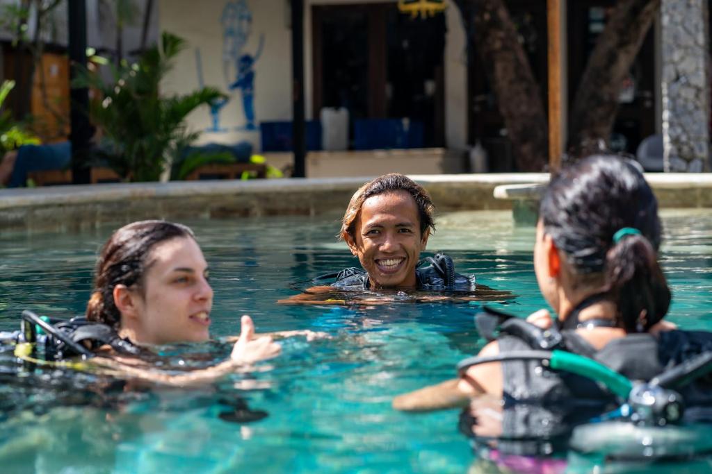 Hosté ubytování Manta Dive Gili Trawangan Resort
