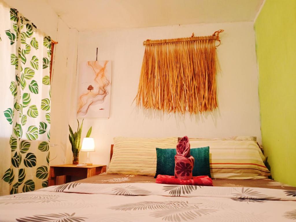 Postel nebo postele na pokoji v ubytování Amwani Camping Site