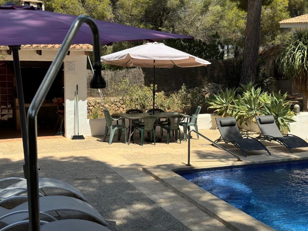 Bazén v ubytování Gemütliches Ferienhaus am Club Nautico, Santa Ponça nebo v jeho okolí