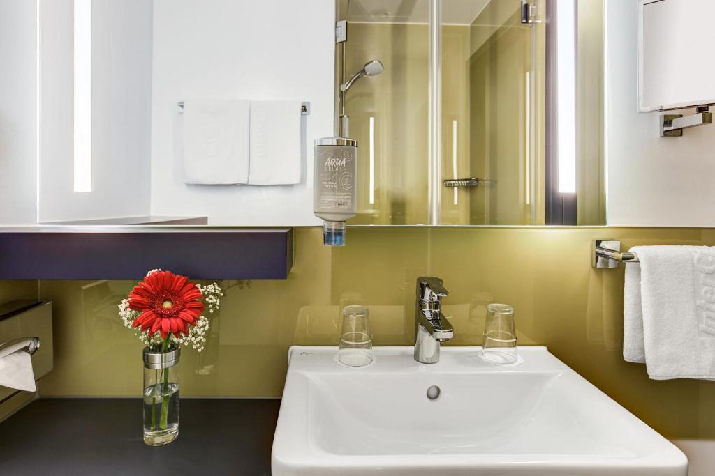 IntercityHotel Frankfurt Airport - Resim 28