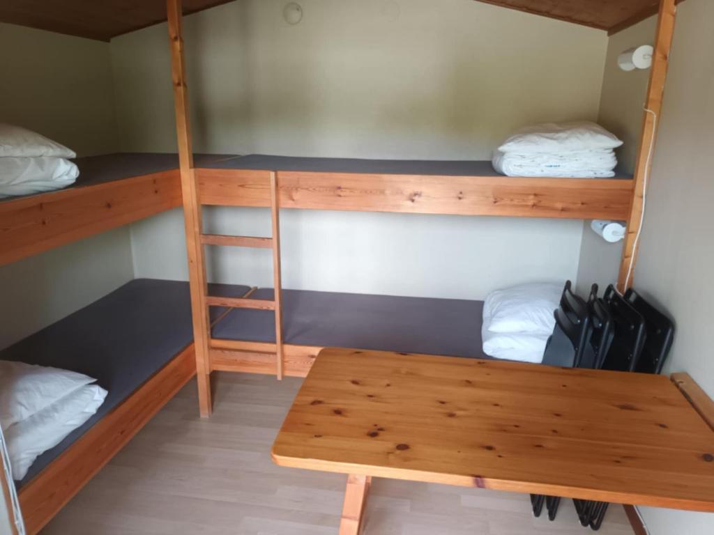 Palanda nebo palandy na pokoji v ubytování Torne Camping - Kano & Fiskecamp