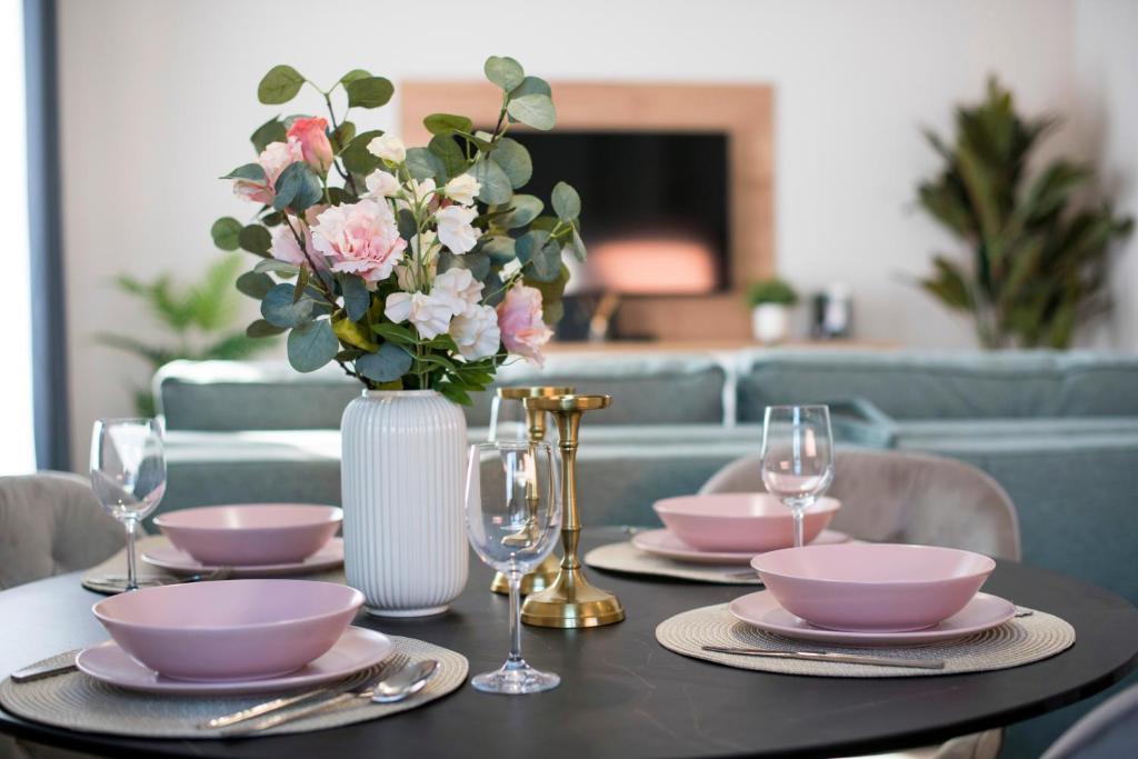 Apartment LEMM 500m from the ARENA - 10