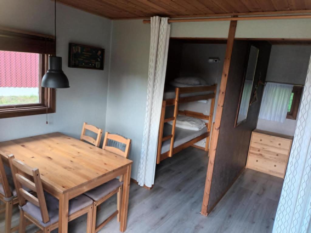 Postel nebo postele na pokoji v ubytování Torne Camping - Kano & Fiskecamp