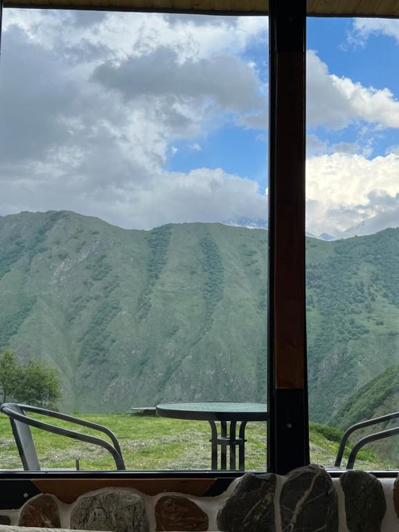 Nespecifikovaný výhled na hory nebo výhled na hory při pohledu z bed and breakfast