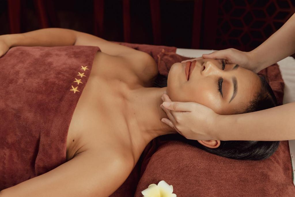 Lázně a/nebo wellness v ubytování Mandila Beach Hotel Danang