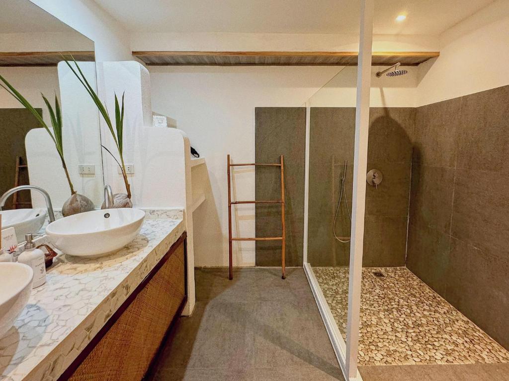 Koupelna v ubytování El Nido Moringa Resort