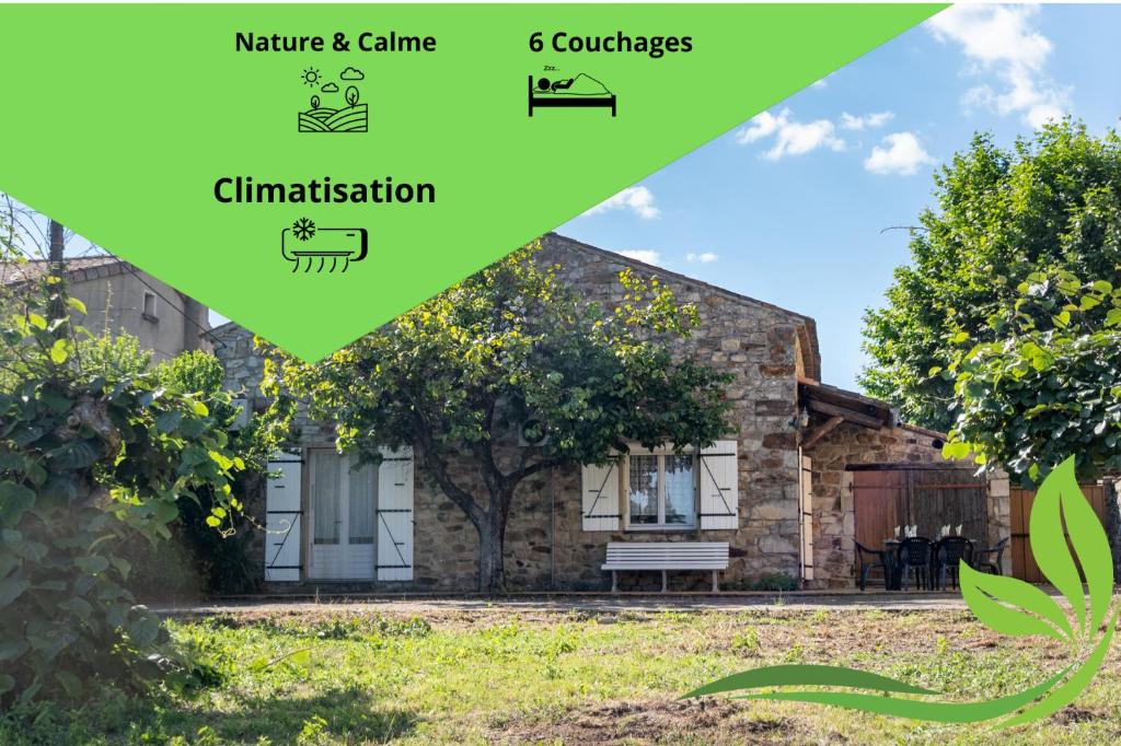 une photo d'une maison avec les mots mariage et campus criminels dans l'établissement Nouveau ! Maison en pierre, Nature, à Joyeuse