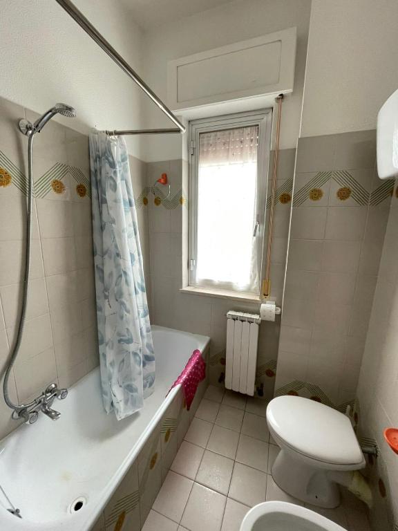 A bathroom at Mareverde