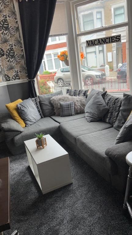 MyRoomz Golden Strand Hotel - Resim 5