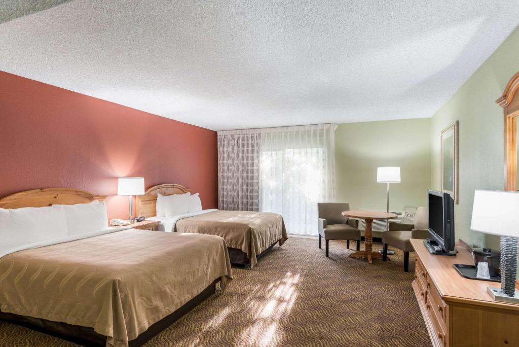 Postel nebo postele na pokoji v ubytování Quality Inn Payson