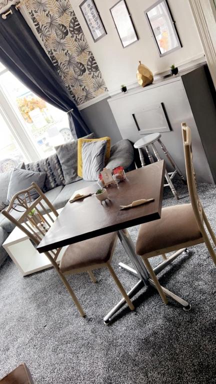 MyRoomz Golden Strand Hotel - Resim 14