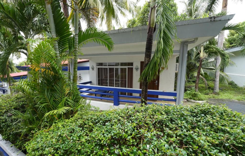 Zahrada ubytování Amor Resort Koh Rong