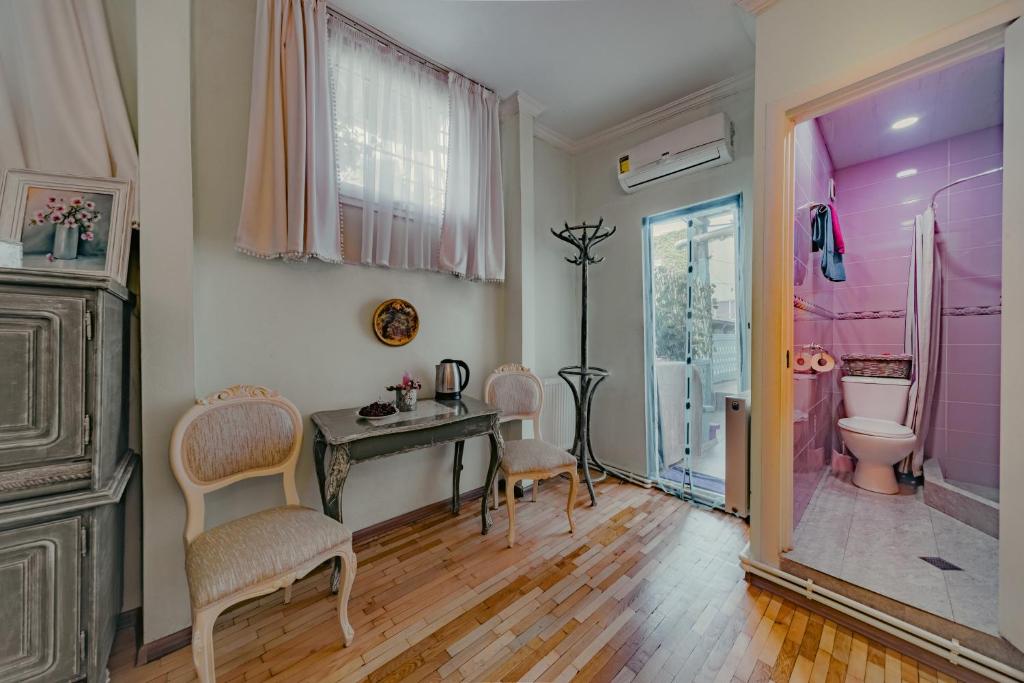Koupelna v ubytování Guest House Tabukashvili 31