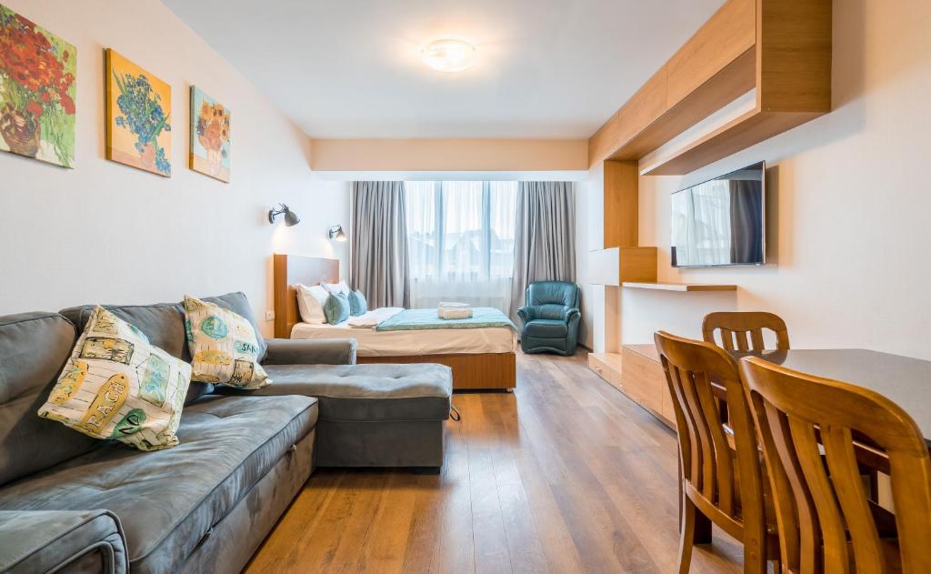Posezení v ubytování New Gudauri NG Rooms