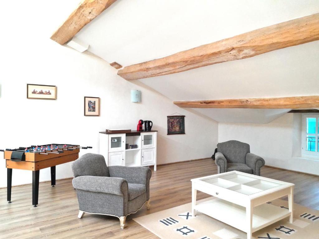 Posezení v ubytování Maison Callonguet