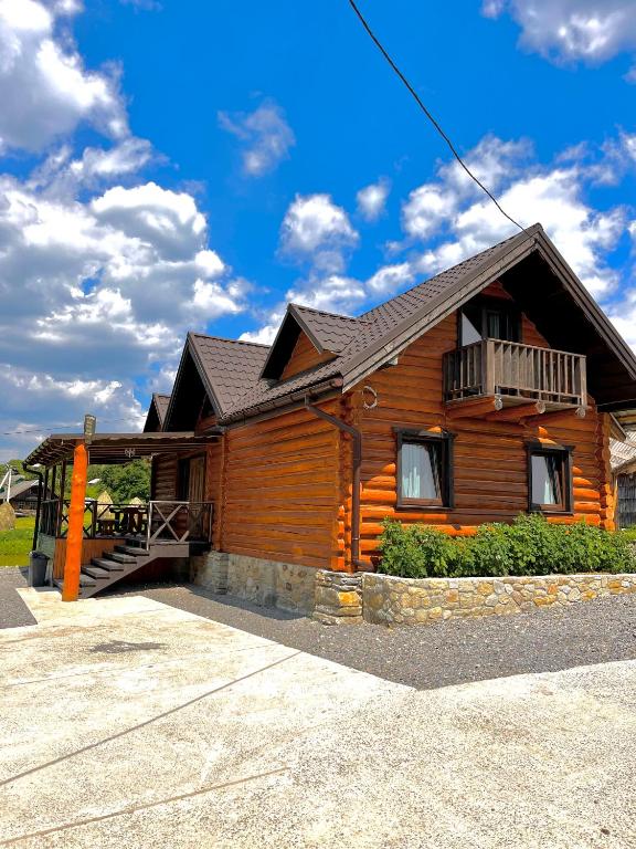 Карпатська садиба - Villa