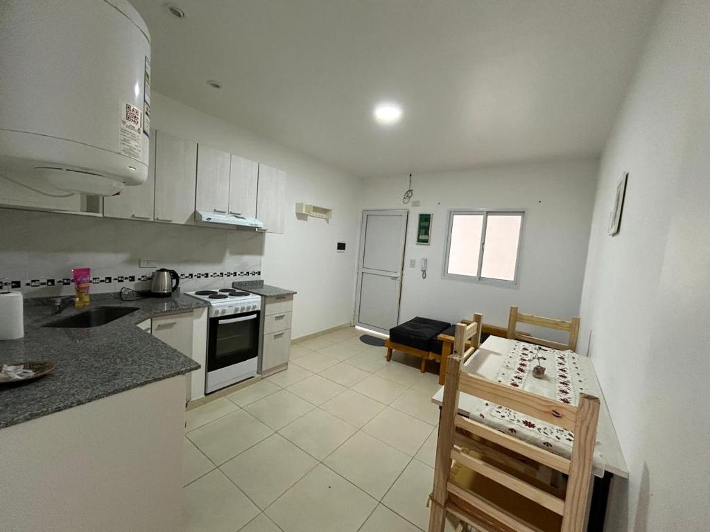Edificio MK752 3ER Piso Sin Ascensor - Housity