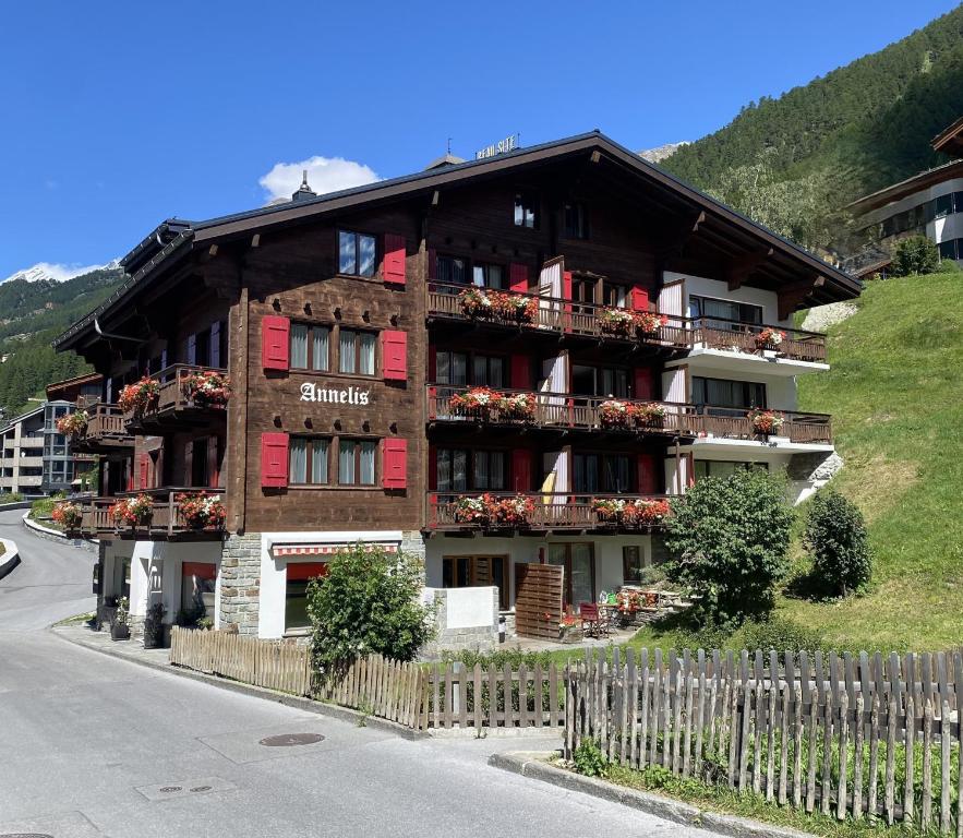 Chalet Annelis Apartments - Housity