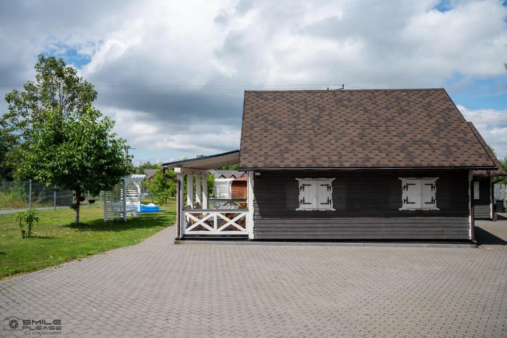 Budova, kde se prázdninový dům nachází