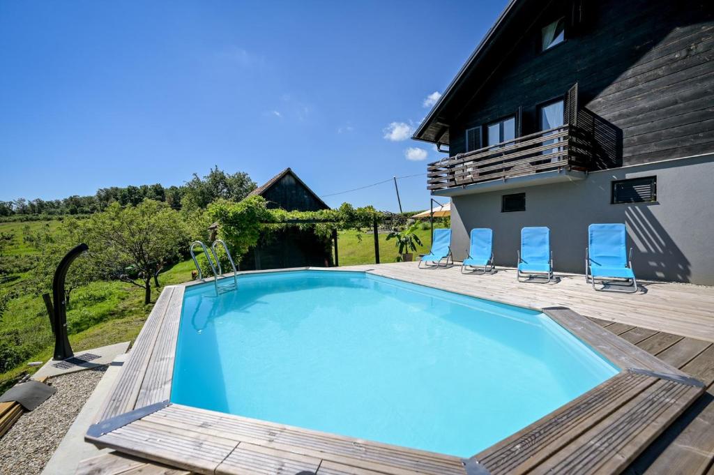 Billede fra billedgalleriet på OPG Rose Hip Hill ekološko imanje i Brežnica