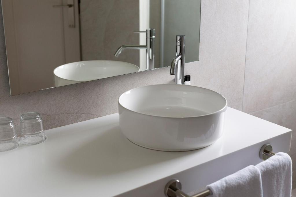 Hotel Santiago Apóstol - Resim 40